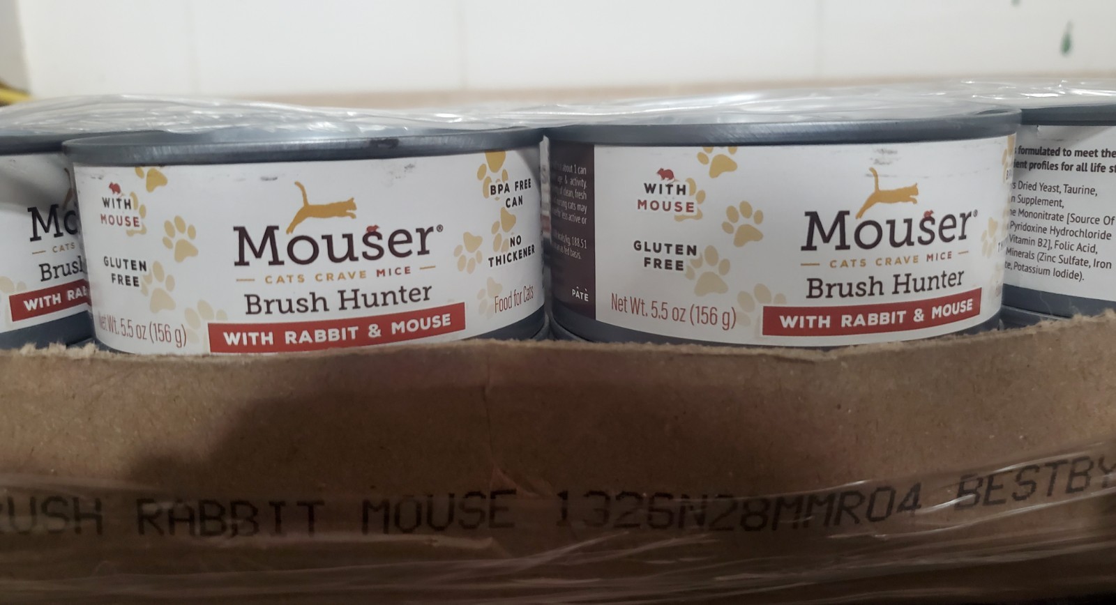 Mouser Brush Hunter w/ Rabbit and Mouse Wet Cat Food Pate LID x24 Cans NEW