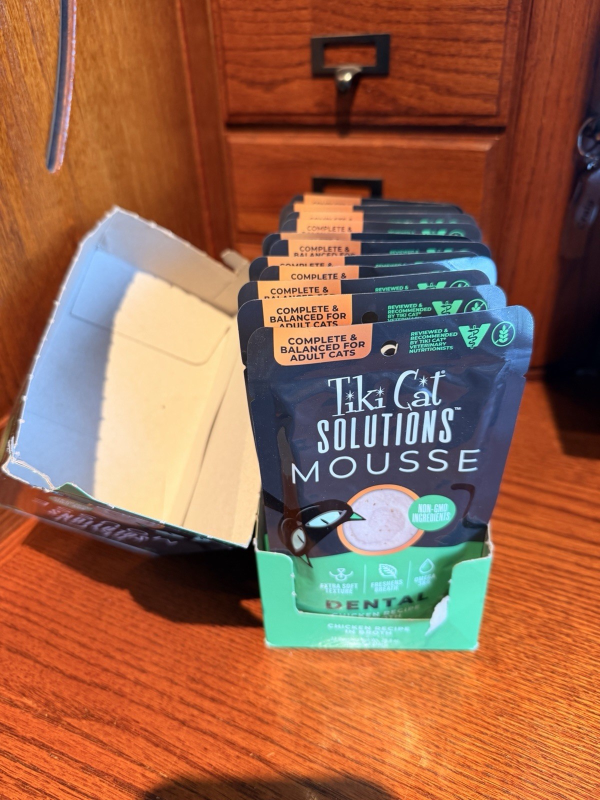 Tiki Cat Solutions Mousse-Dental- Chicken- 11 Pouches