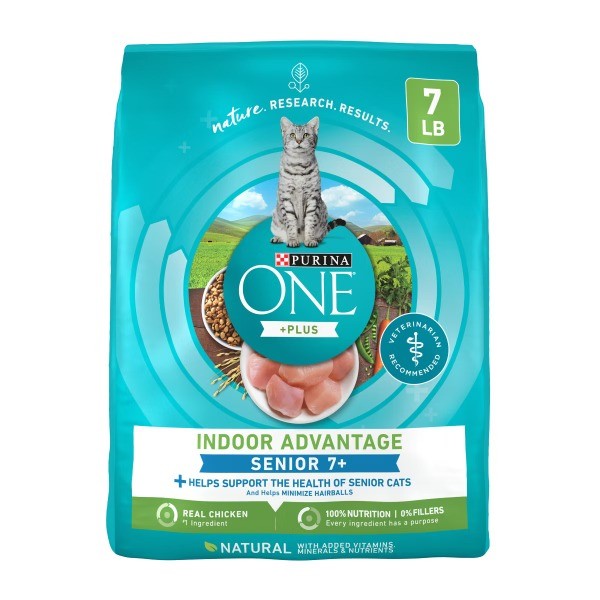 Indoor Advantage Natural Chicken Flavor Dry Cat Food for 7+ Senior Cats