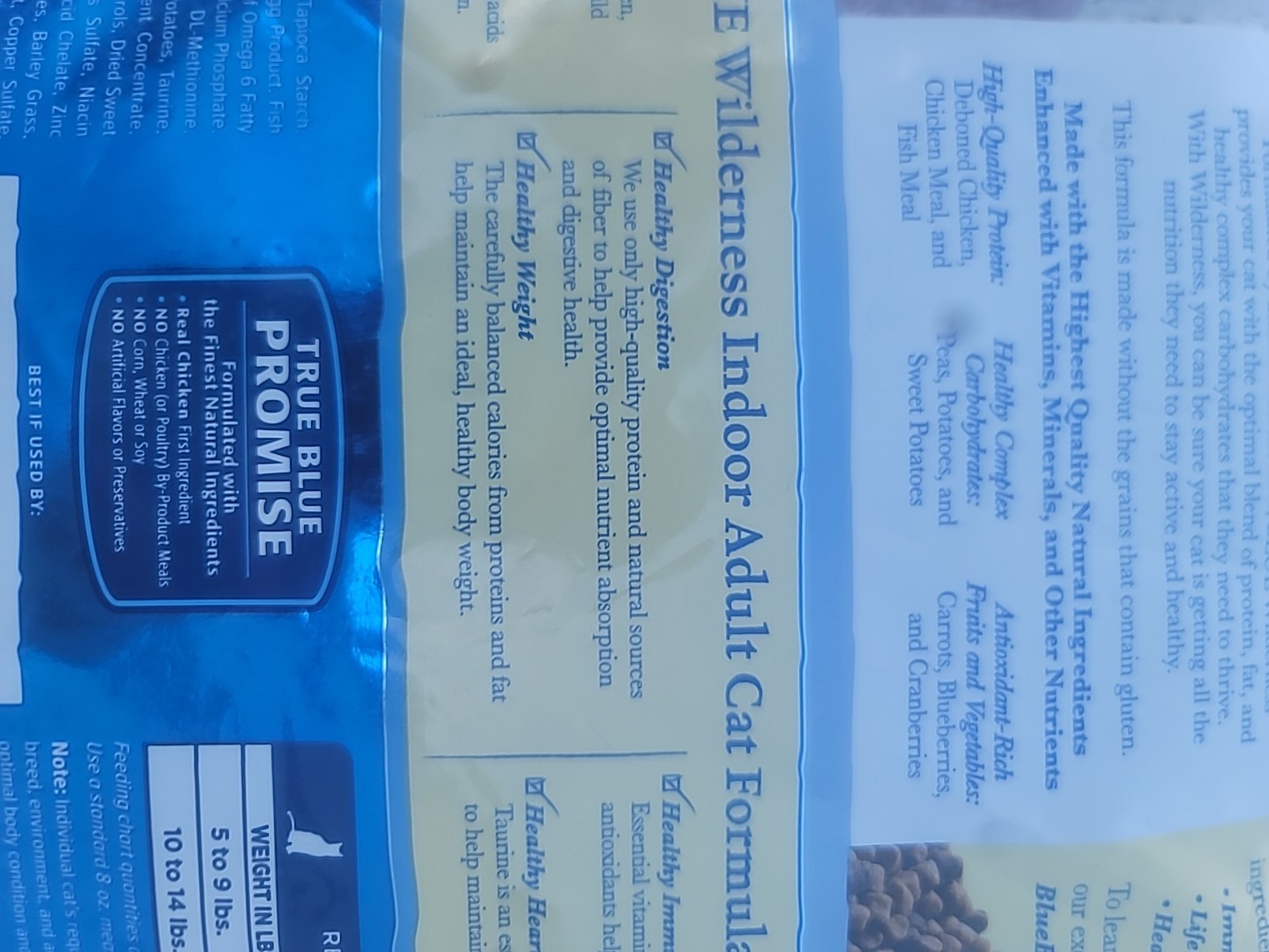 Blue Buffalo Wilderness Adult Dry Cat Food Chicken Grain Free 9.5 lb Aug 5 2027