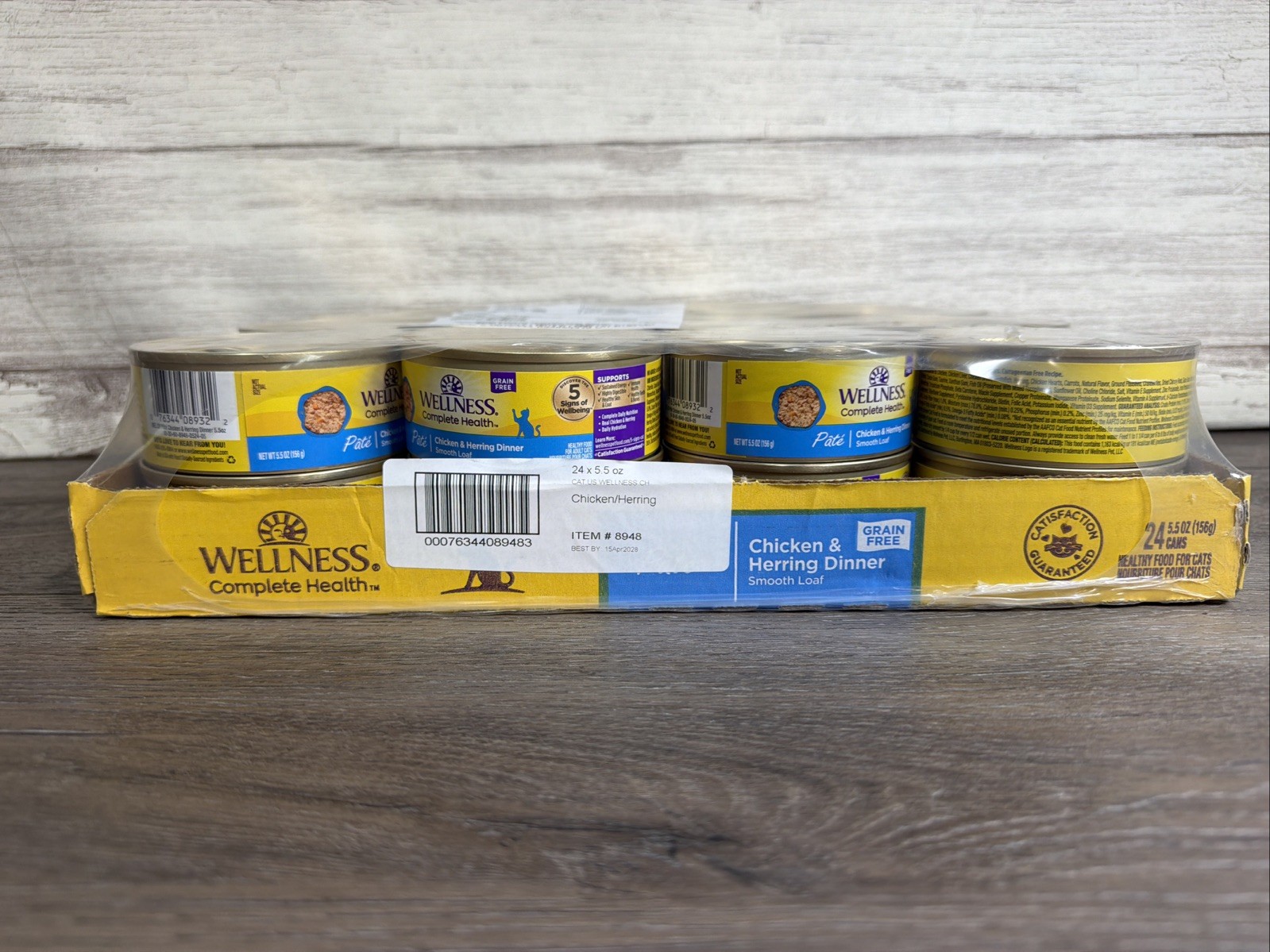 Wellness Complete Health Chicken & Herring Grain-Free Wet Cat Food, 24 X 5.5-oz