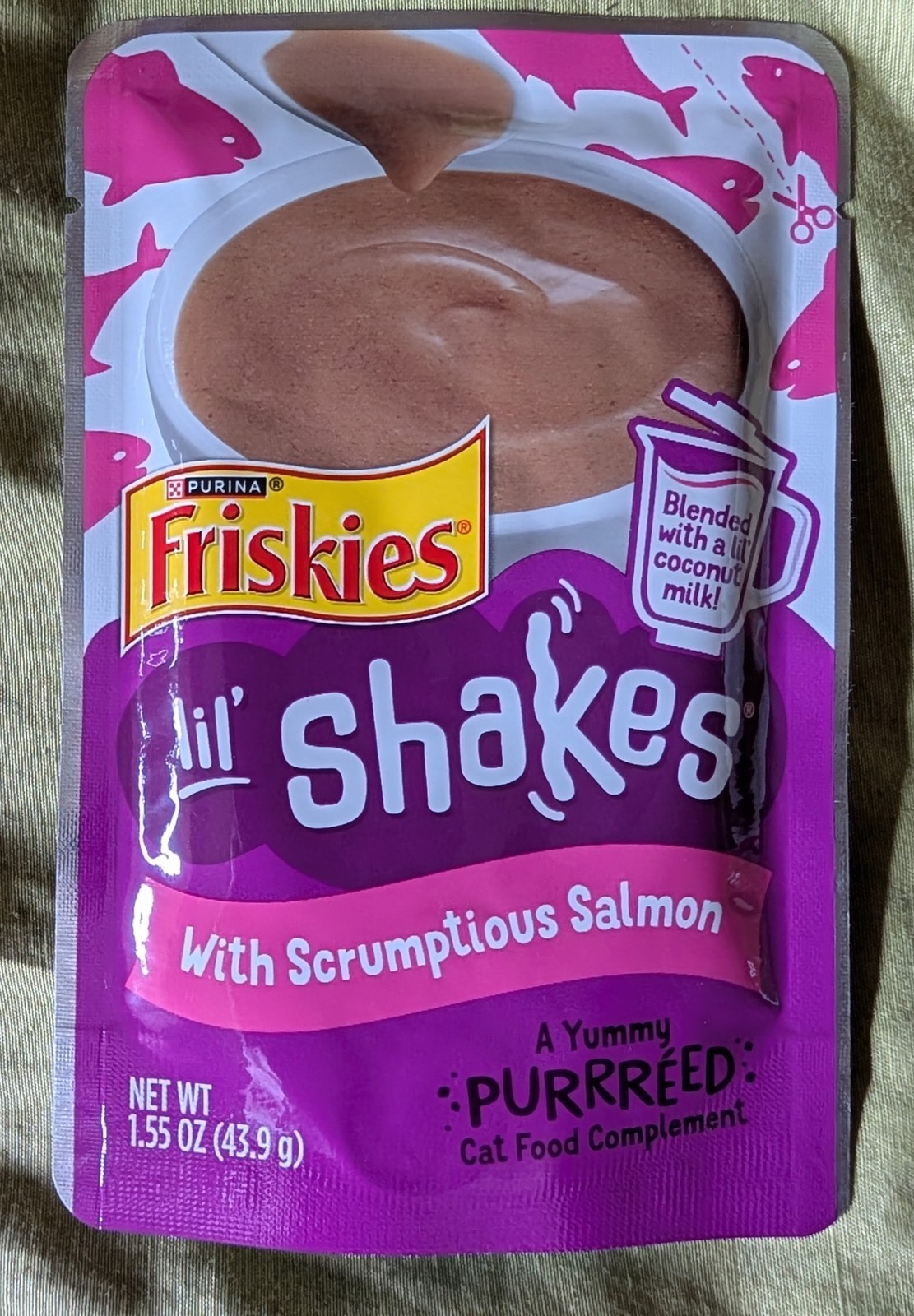 😻16 Purina Friskies Pureed Cat Food Topper, Lil’ Shakes With Scrumptious Salmon
