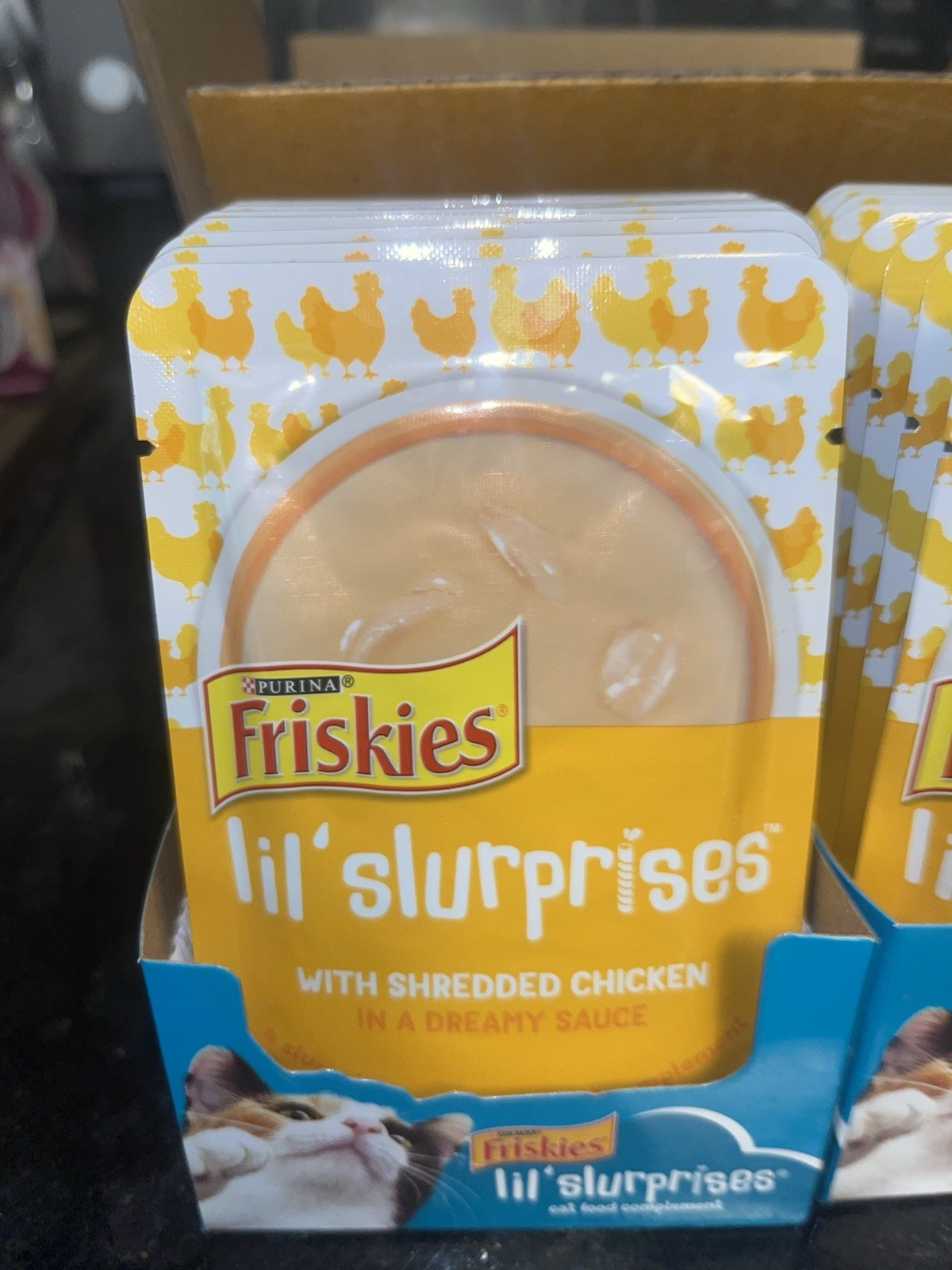 Purina Friskies Lil’ Slurprises Shredded Chicken Cat Food Complement, 16-Pack