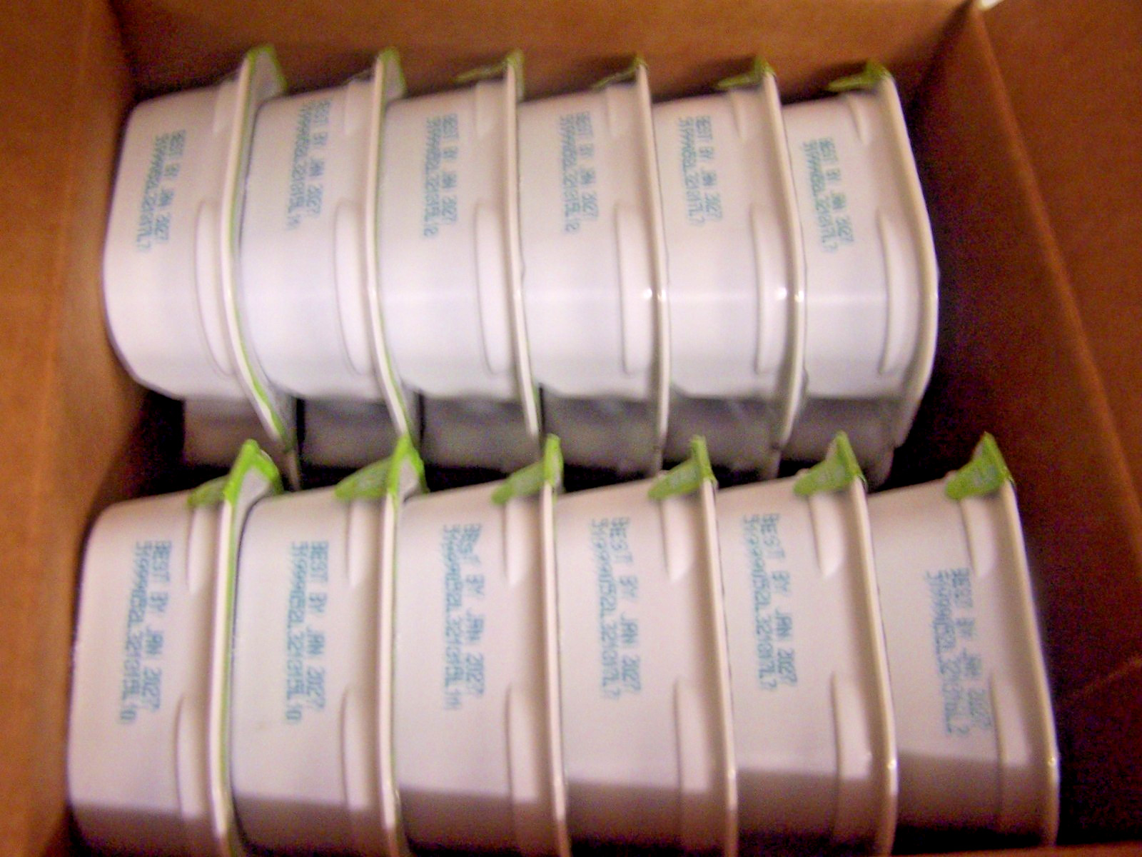 Purina Fancy Feast Petites Kitten/Cat Tender Chicken Entree Pate 12 – 24 New